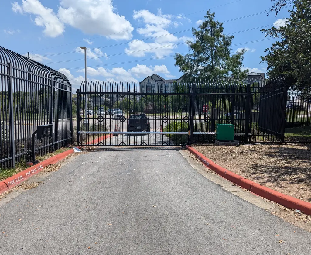 Spear and Ring top Spear Steel Fence and Automatic Sliding Gate in black metal